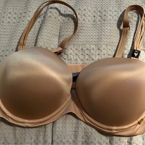 NWT Victoria's Secret Very Sext bra 38D